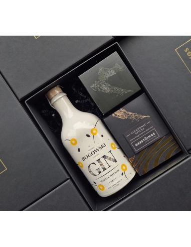 Bogowski vanilla package – candle, spices, gin.